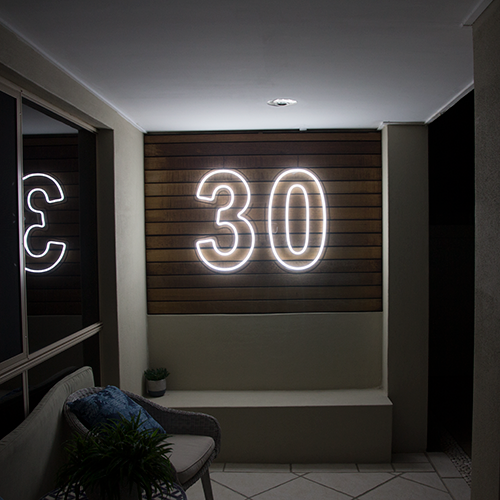 30 Neon Sign Hire Outside